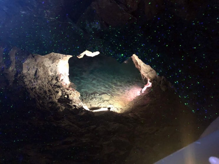 신비로운 동굴 안에서의 이색 데이트, 광명동굴