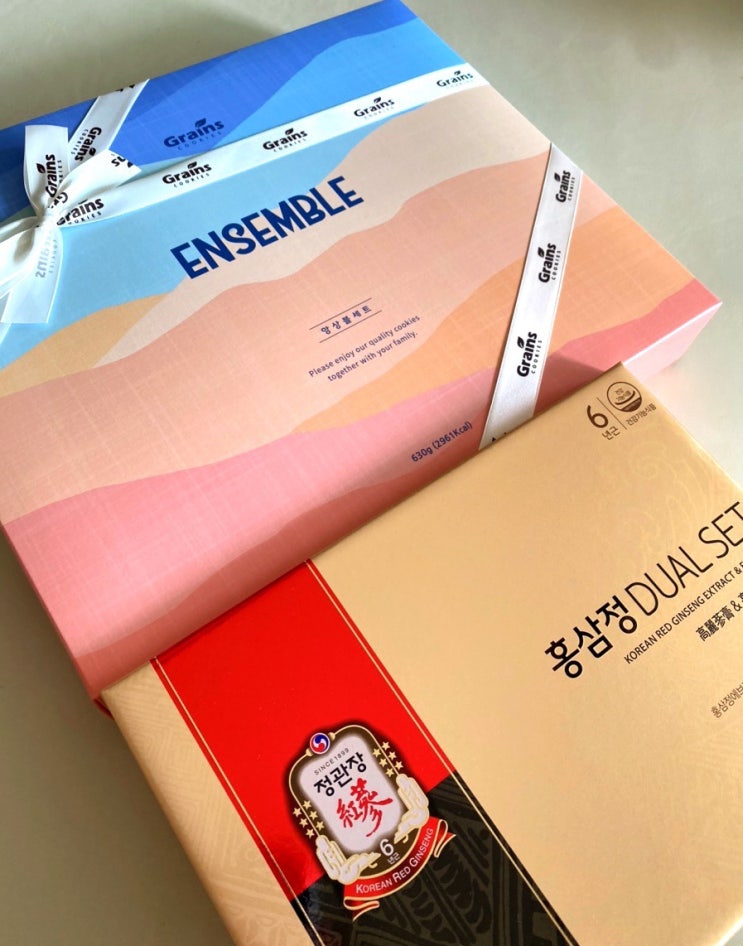  추석 명절 선물로 정관장 홍삼듀얼세트와 그래인스 앙상블 쿠키 추천해요