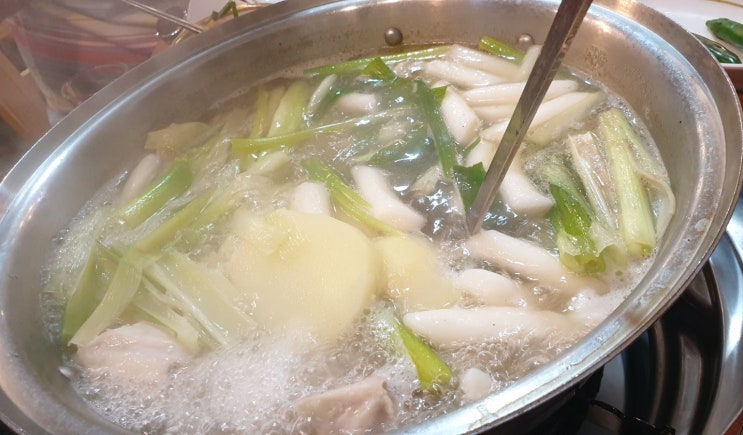 비오는날 생각나는 별내 닭한마리 맛집 미쓰봉 닭한마리는 국물까지 진한 찐맛집 . 비오는날 생각나는 별내 닭한마리 맛집 미쓰봉 닭한마리는 국물까지 진한 찐맛집 .