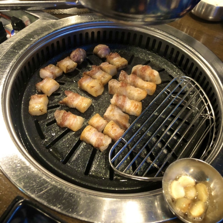  잠실역 고깃집 숙달돼지 잠실방이점 삼겹살은 무조건 여기야