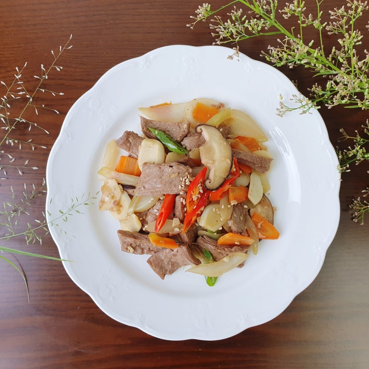  내봄 콩고기 비건식품 대체육 콩단백 다이어트식단 먹어본 솔직한 후기