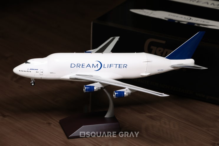  1:200 Scale GEMINI JETS BOEING B747-4J6LCF DREAMLIFTER N747BC