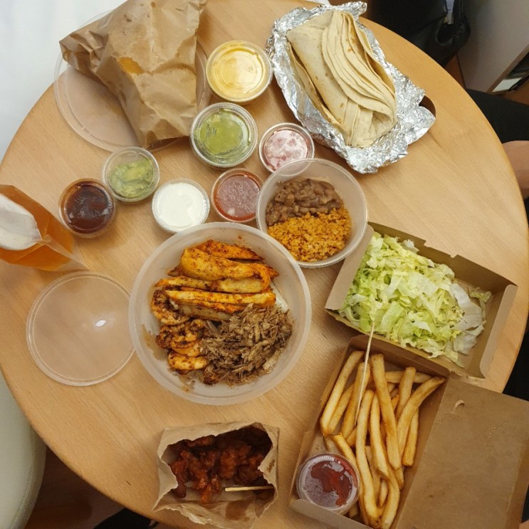 [익선동 맛집] 멕시칸 음식점 트라타, 둘이 먹으면 배터지는 파히타 맛집