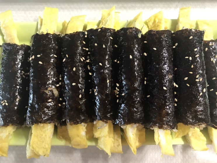  멸치꼬마김밥 / 빠르고 간단하게 한끼 해결
