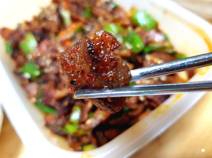  불맛을 좋아한다면 공룡닭발 오돌뼈 오늘 어떤가요?