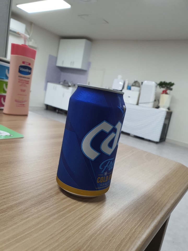  오늘은 시원한 맥주 한 캔!