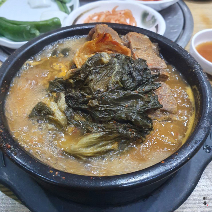  신동궁감자탕 선릉점에서 밥먹고 왔어요!