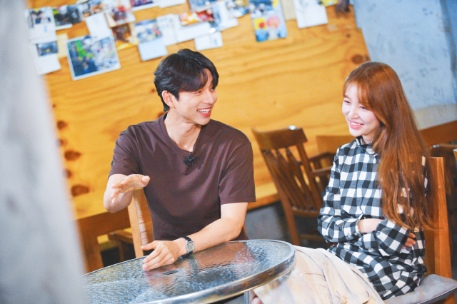 '청춘다큐 다시 스물' 13년만 만난 공유X윤은혜 "결혼 왜 안했어?" 솔직 질문 '청춘다큐 다시 스물' 13년만 만난 공유X윤은혜 "결혼 왜 안했어?" 솔직 질문