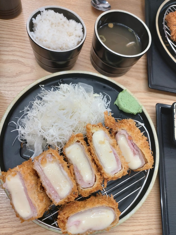  논현동 언주역 시즈오카돈카츠 돈가스랑 짬뽕 맛있는집