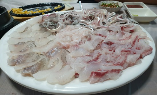  고령) 다산면 횟집 속초회물회에서 먹은 전어 후기