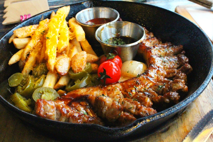  [강남 맛집] 화려한 불쇼, 삼겹스테이크가 맛있는 "마초쉐프"