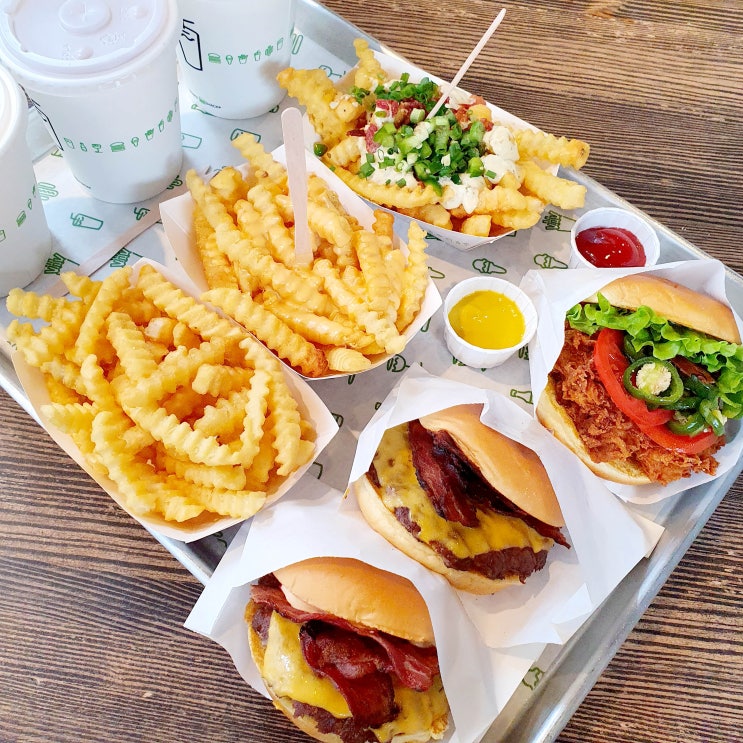  강남 쉑쉑버거 드디어 먹어봄(스모크쉑&할라피뇨랜치치킨쉑)