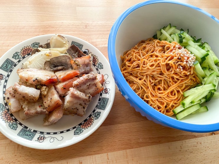  오늘은 한식 요리하는 날(참치김치볶음밥, 비빔국수&오븐 삼겹살)