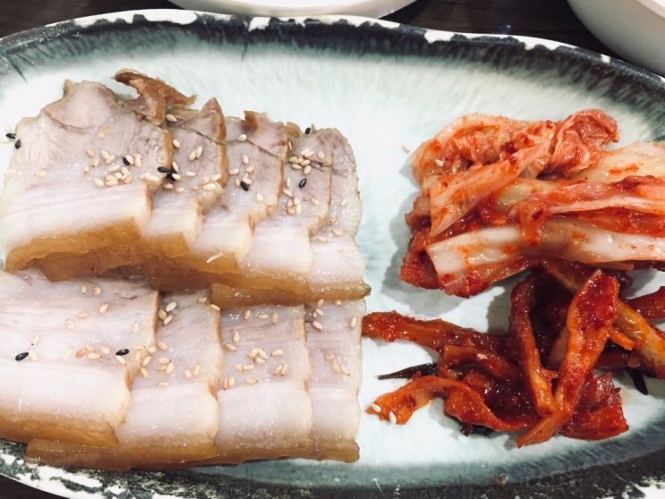  한끼식사 남성역 봉평메밀막국수에서 보쌈정식으로 해결