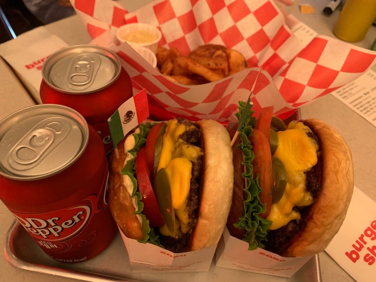 [해운대] 해리단길은 처음이라 이국적인 햄버거 맛집을 찾아가 봤어요 : Burger Shop