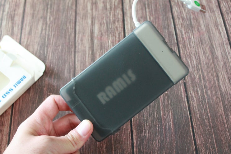  래미즈(RAMIS) SSD 120GB 외장하드로 활용하기