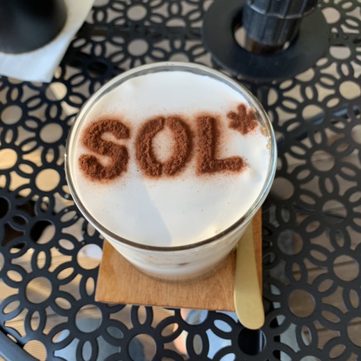  창원 귀산 카페, 카페솔 [SOL]