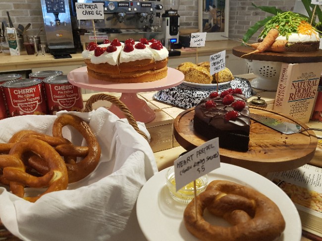  [울산 달동/삼산]케이크가 맛있는 디저트 카페/분위기 좋은 여심 저격 카페 : 카페 멜리어스