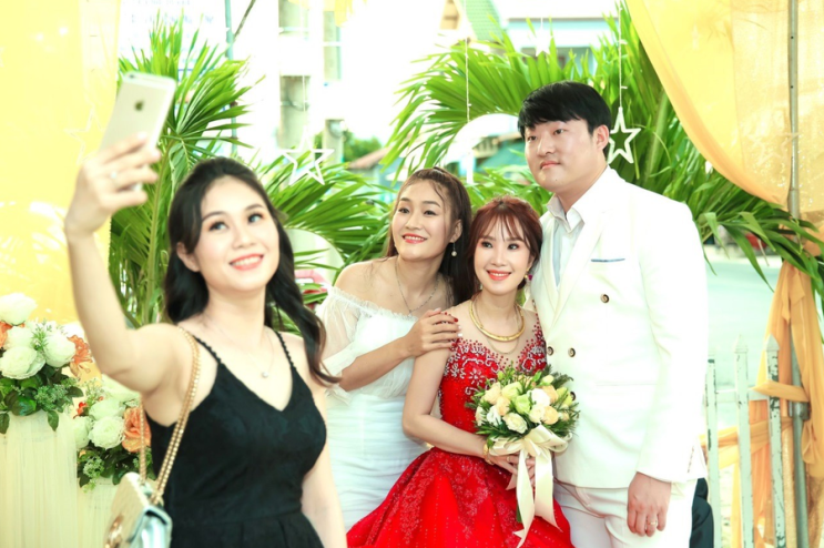 즐거운 추석연휴 보내세요! 즐거운 추석연휴 보내세요!