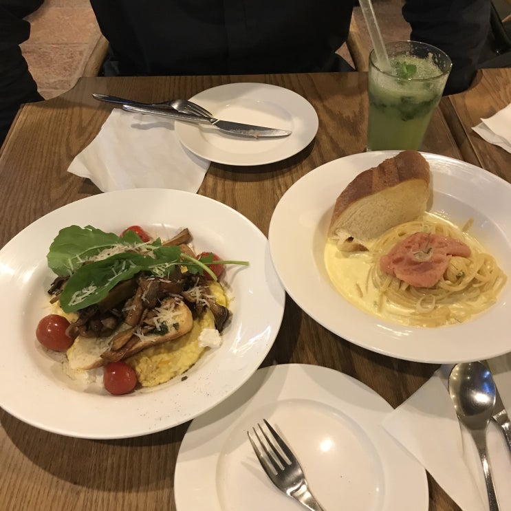  [강남역 맛집] 갬성 터지는 GT타워 더플라잉팬레드!