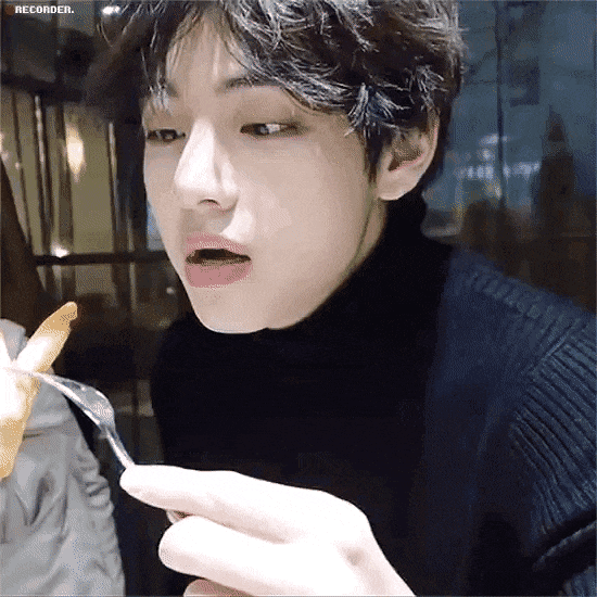 무보정에도 살아남는 방탄 뷔 미모