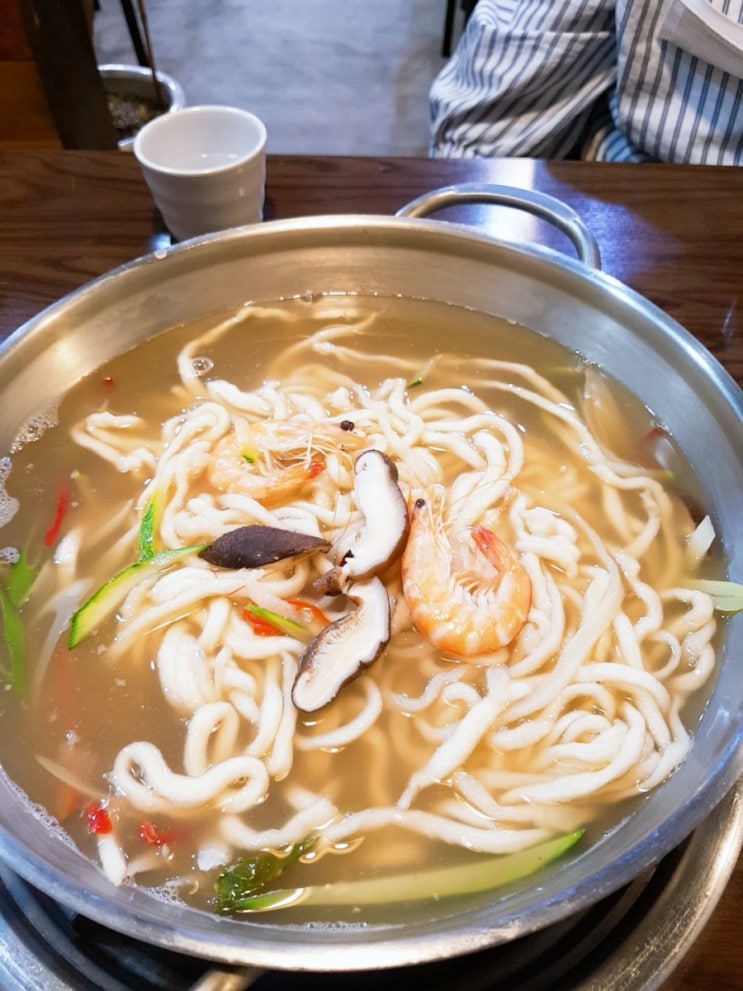  잠실칼국수맛집_삽다리손칼국수