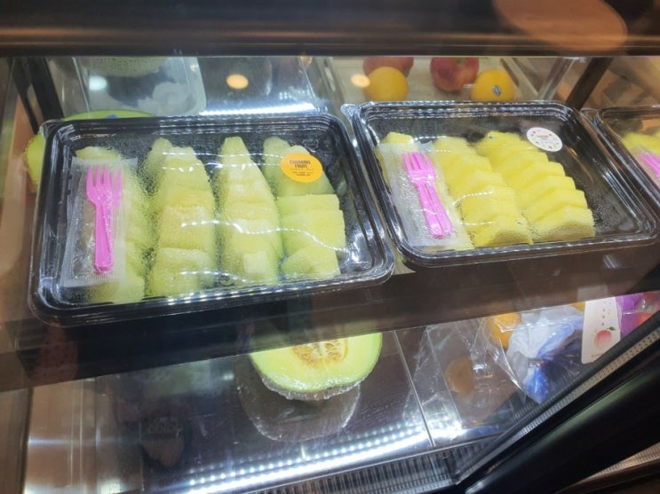  천안 두정동 과일가게 카페 초로롱청과