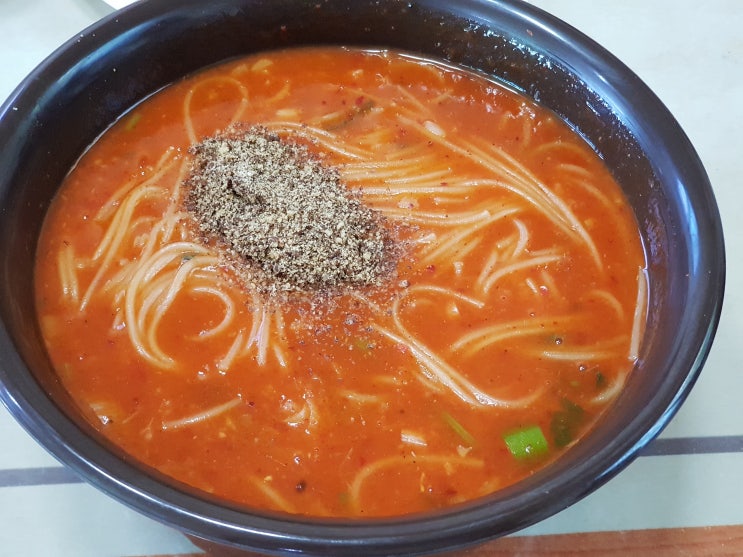 서산 가면 꼭 먹어야 할 현지인 맛집 풍전뚝집 어죽 해장하기 딱 좋아 서산 가면 꼭 먹어야 할 현지인 맛집 풍전뚝집 어죽 해장하기 딱 좋아