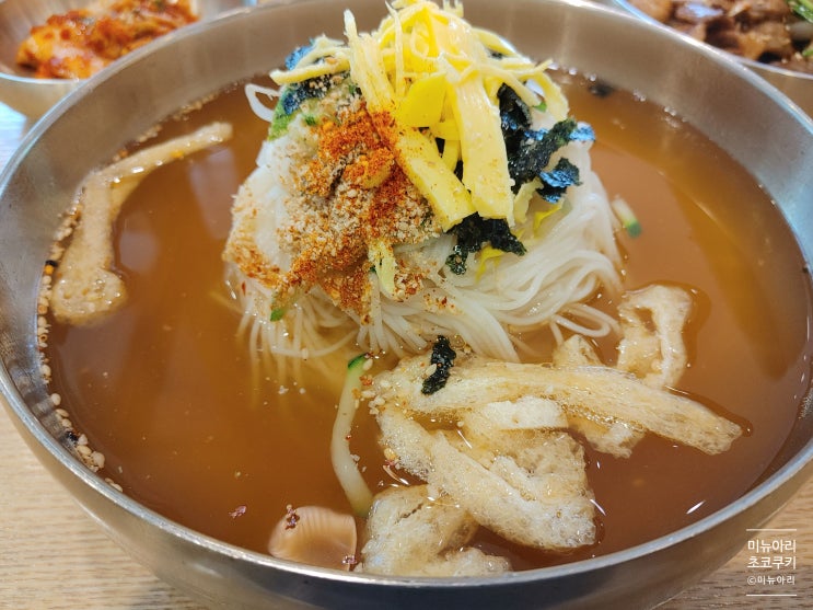  대전 세이백화점 풍국면 진한 멸치와 밴댕이육수