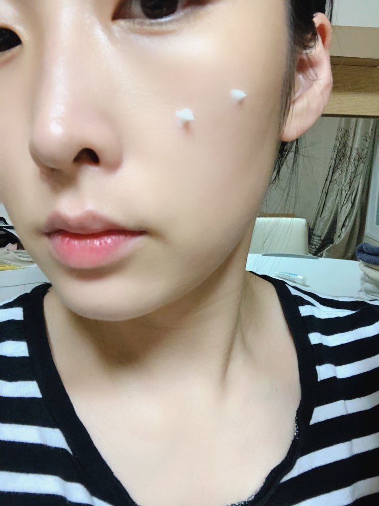  건조할때 블랙모어스 비타민E크림 냄새는별로..