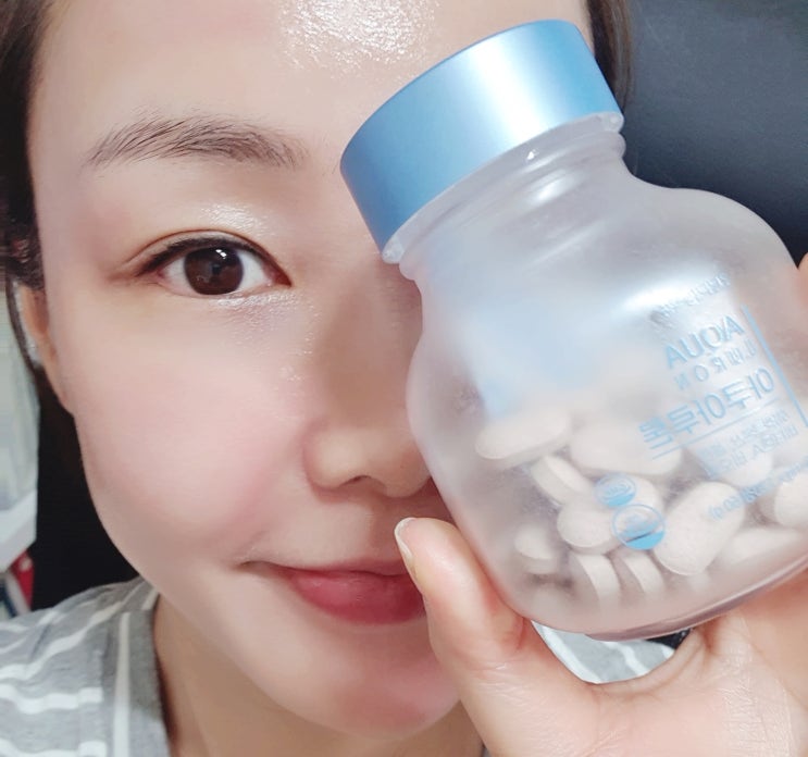 먹는 히알루론산_내 몸의 수분을 채워 안구건조증 해결_아쿠아루론