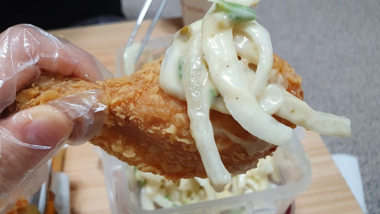  네네치킨 역대급 메뉴 '청양마요' 살짝 매콤해요!