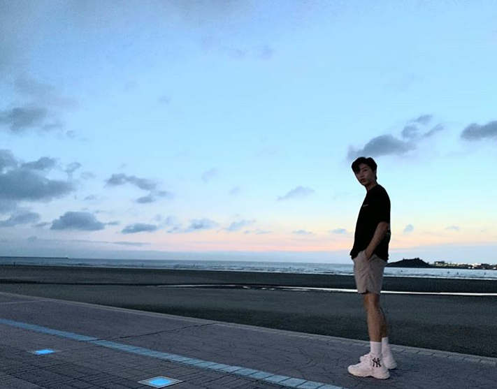 임영웅 노래모음과 팬카페, 미스터트롯 더 무비 영화 소식