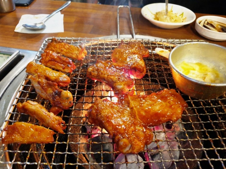 참숯에 구워 먹는 상봉역 맛집[뽈따구 숯불닭갈비]