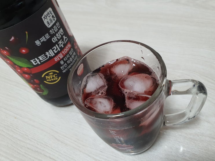  타트체리 원액으로 상큼 달콤한 주스 마셨어요