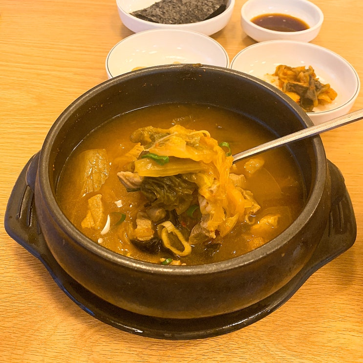  장꼬방묵은김치찌개ㅣ서초 남부터미널 김치찌개 배짱장사의 말로 ㅣ서울 서초