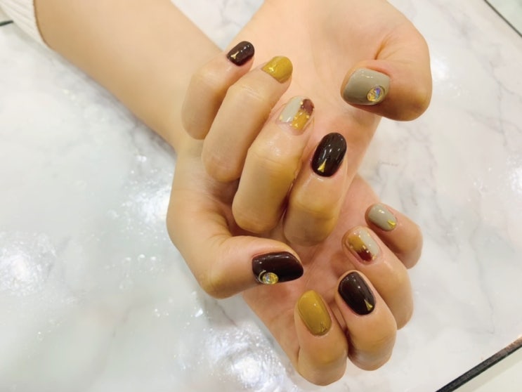  철산 네일] 까짐없이 깔끔한 젤네일, "네일디바 철산역점" 기분전환에 딱!