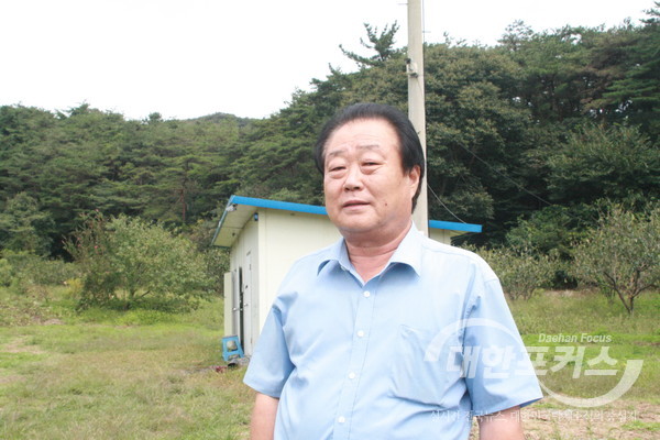  [최성락 회장]“코로나19에 희망을 용기를“ 주제로 추석 (주)워터락 천생수취수지 건강한물 나눔 행사 최성락 회장(정부당국의 거리두기. 마스크착용에 따라 진행)[대한포커스]