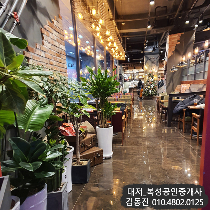  비엔나 커피 하우스 부산 화명점 넓은 복층 형태의 화명동 카페 [대저랜드 복성공인]