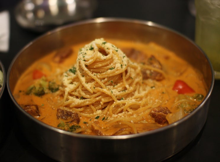 빨간 맛 궁금하니? 강남역 맛집, 바비레드