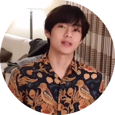  수염 보일까봐 점점 멀어지는 방탄소년단 뷔