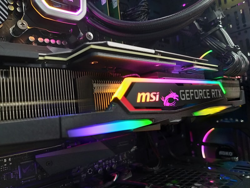 RTX 2080TI로 만든 고사양 조립PC