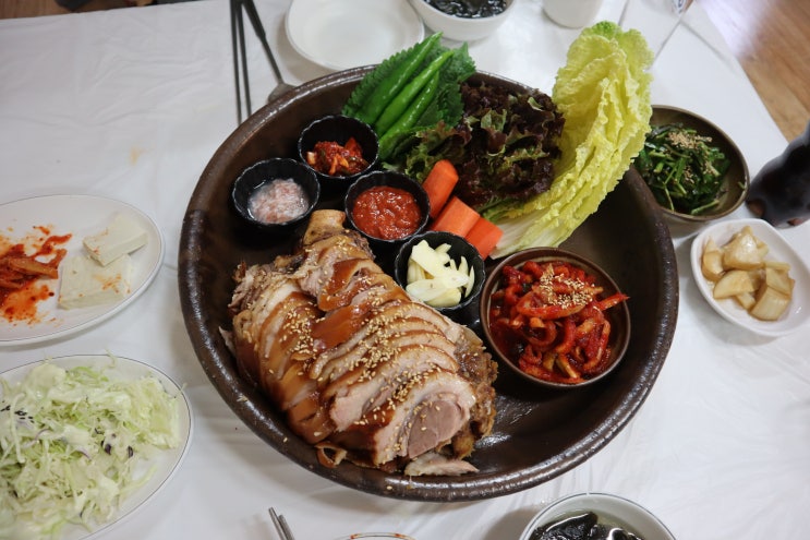  강릉 <푸짐이왕족발> 본점에 다녀 왔어요 :)