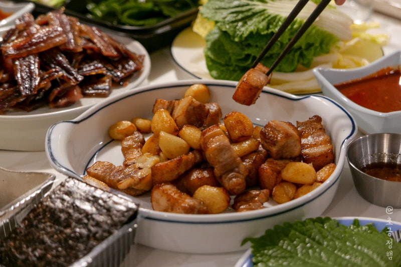 에어프라이어 로티세리 기능으로 삼겹살 맛있게 굽는 법