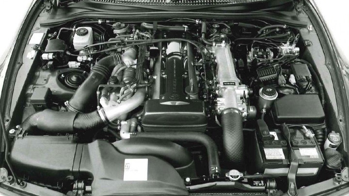 빠르고 격렬한 수프라 엔진