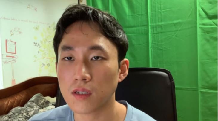 (I'm Tourette) 나는 Tourette, 틱장애 유튜버, '과장된' 장애 의심으로 모든 동영상 삭제 2