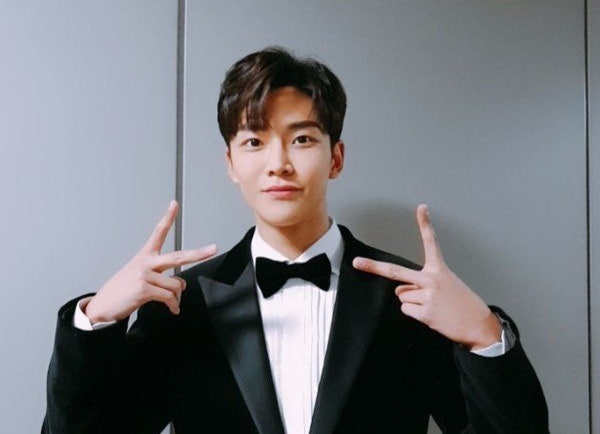SF9 로운★ 로운 나이, 키 등 집중탐구!!