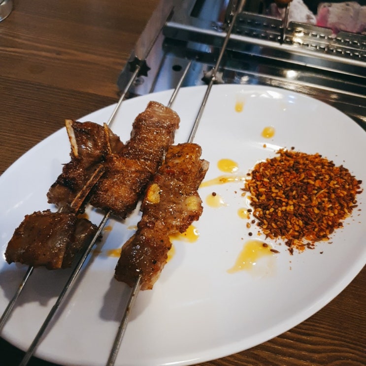  신촌양꼬치 꿀맛 양꼬치 명성양꼬치 신촌본점
