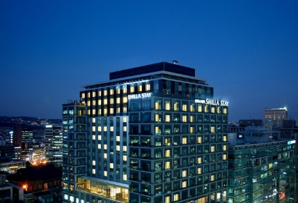  인기호텔최저가  신라스테이 광화문  삼봉로 71, 종로구, 서울, 대한민국  [₩ 136,345]