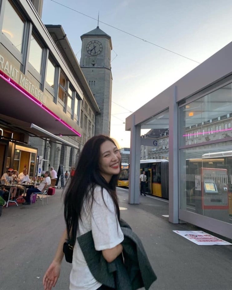  예콩찌의 워너비:: 해피니스한 레드벨벳 (Red Velvet) 얼굴천재 조이 보면서 월요병을 극복하세요:-)(feat. 예콩찌의 조이찬가)